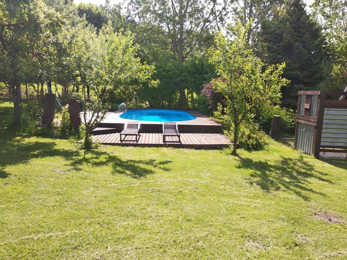 Panzio-Kemping Bekoelce Exterior photo